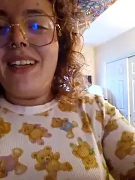 nuttiebuddy1 on StripChat 