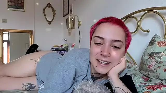 OllympeKaii on StripChat 