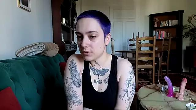 OllympeKaii on StripChat 