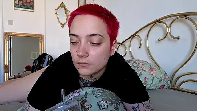 OllympeKaii on StripChat 