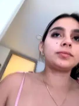 oriana_zoeee — Freechat on StripChat
