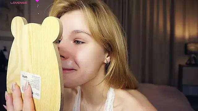 OronaNengl on StripChat