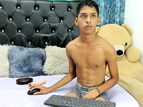 peter_xs on StripChat 