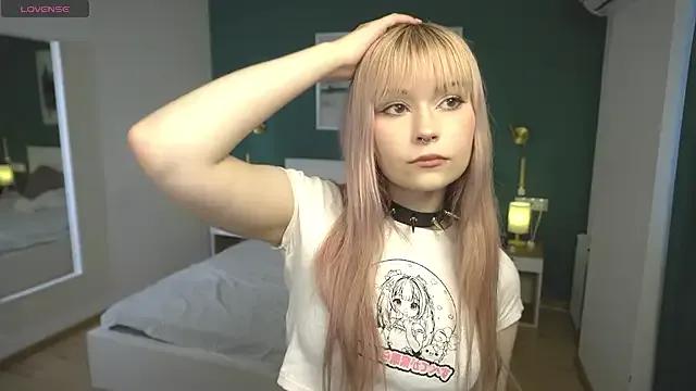 PetraBorom — Can I be bolder with my top?))