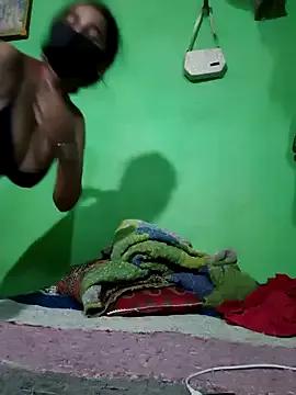 PIHU999 on StripChat