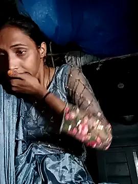 Pinki_thakur_1 on StripChat