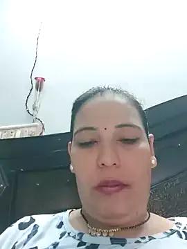 Poojabhabi101 on StripChat 