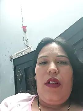 Poojabhabi101 on StripChat 