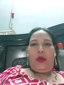 Poojabhabi101 on StripChat 