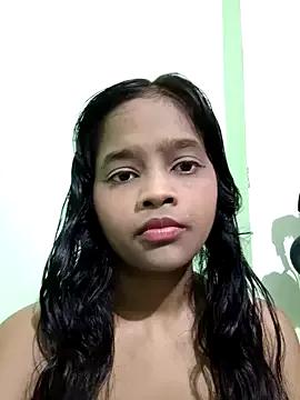 PreetyKitten on StripChat 