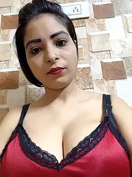 QUEEN-ADITI — Private on StripChat