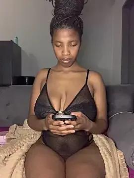 Queen-Boobylicious on StripChat 