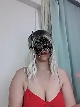 Queen666997 on StripChat 