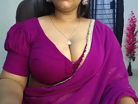Queen_Jessia on StripChat 