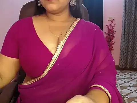Queen_Jessia on StripChat 