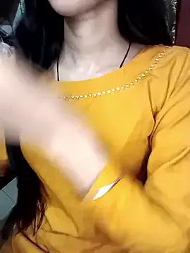 Queen_Pooja7 on StripChat 