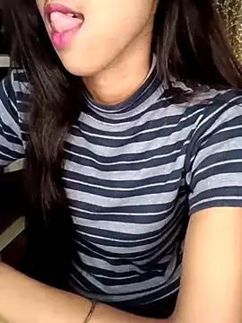 Queen_Pooja7 on StripChat 