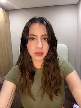 Rebbecawhite_meow on StripChat 