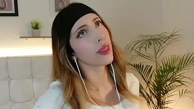 Rebbecawhite_meow on StripChat 