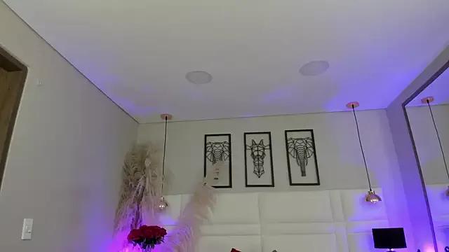 Rebeca_jones on StripChat 
