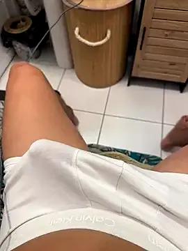 RebeuHetero12 on StripChat 