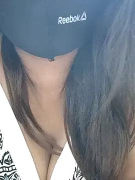 Reena_queen on StripChat 