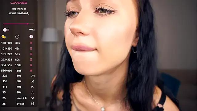 RendaBaatz on StripChat