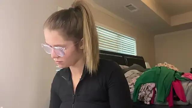 Riley_ray69 — Naked for15 min