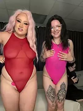 RollingGirls on StripChat 