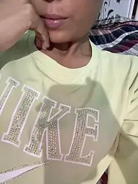 Romantic-jeeva on StripChat