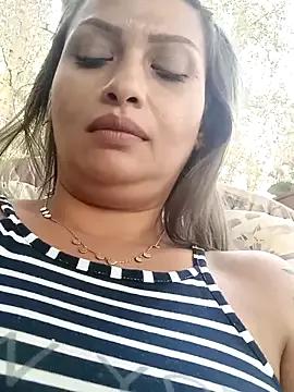 rosse26830 on StripChat 