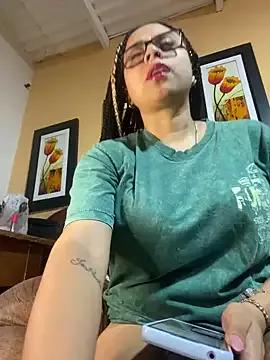 Rouuse95 on StripChat 