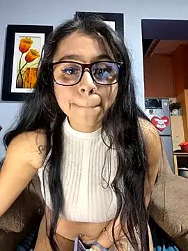 Rouuse95 on StripChat 