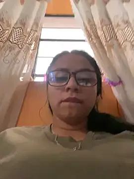 Rouuse95 on StripChat 
