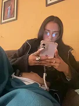 Rouuse95 on StripChat 