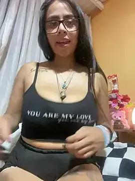Rouuse95 on StripChat 