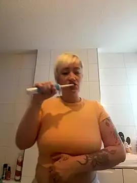 Rozendefotz — Tittenshow mit einlen