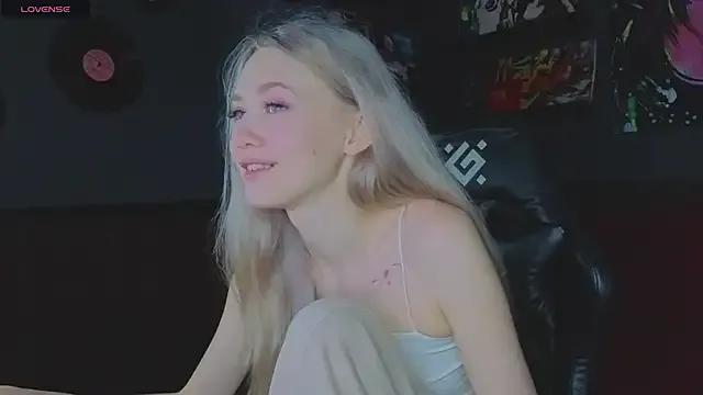Rumiliya on StripChat
