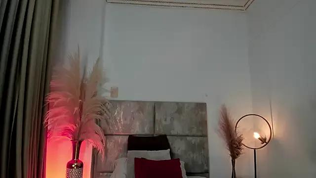 SagiraBelle on StripChat