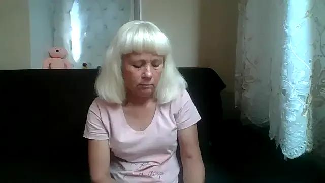 sakura_blonde on StripChat