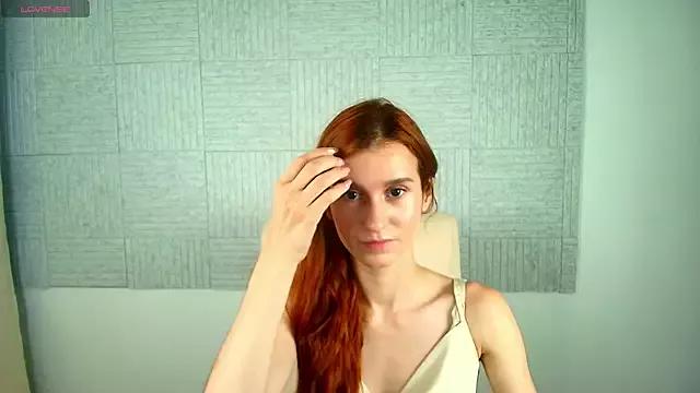 Sally_Biscuit on StripChat 