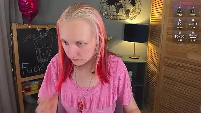 SallyFishery on StripChat 