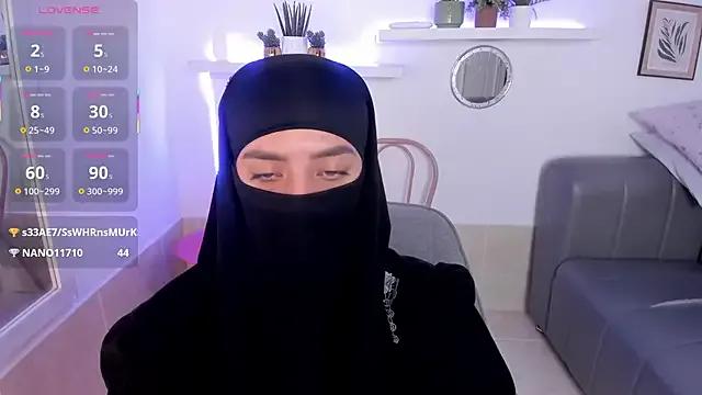 salma_arabicc — twerking for daddy