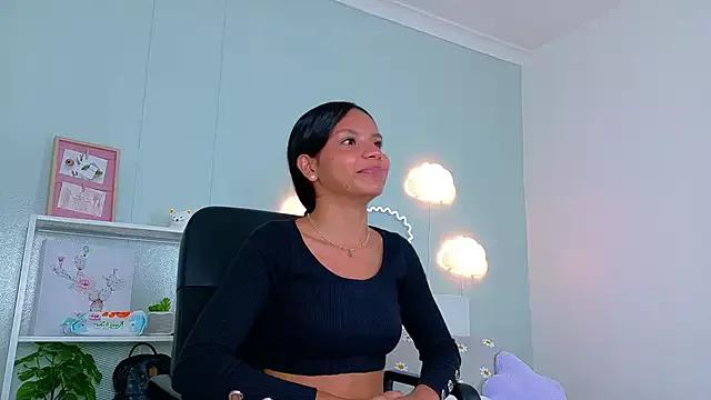 SamaGrey__ on StripChat 