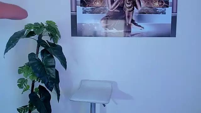 SamayRyann on StripChat 