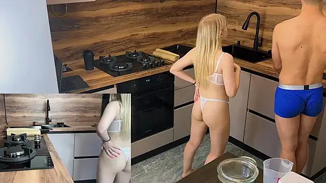 SandraGaze on StripChat