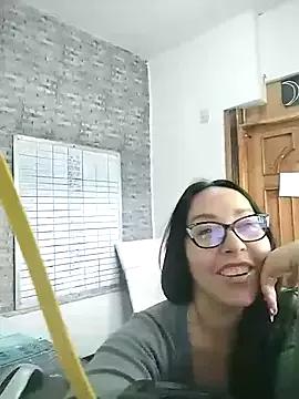 Sara-fox on StripChat 
