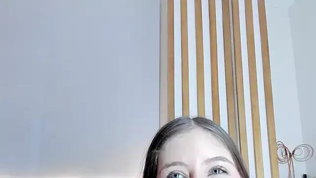 sara__jones_gh on StripChat 