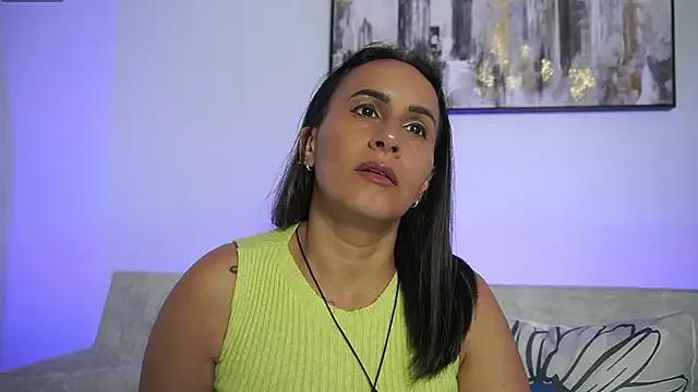 Sara_Charmy on StripChat 