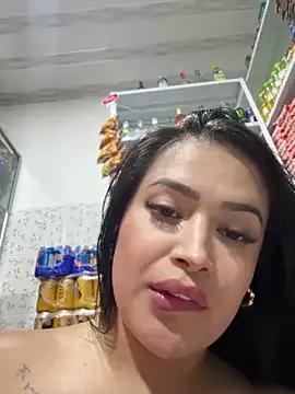 Sara_fun on StripChat 